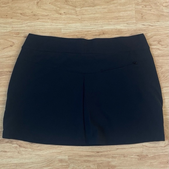 Greg Norman Shark Collection 18" Pull On Golf/Tennis Skort Woman’s Size XL - Picture 3 of 7
